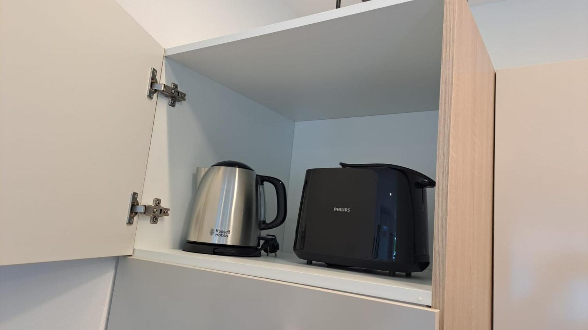 Appartment-Ferienwohnung Mit Kueche, Bad, Kostenlos Wlan, Modern Eingerichtet Roding Room photo