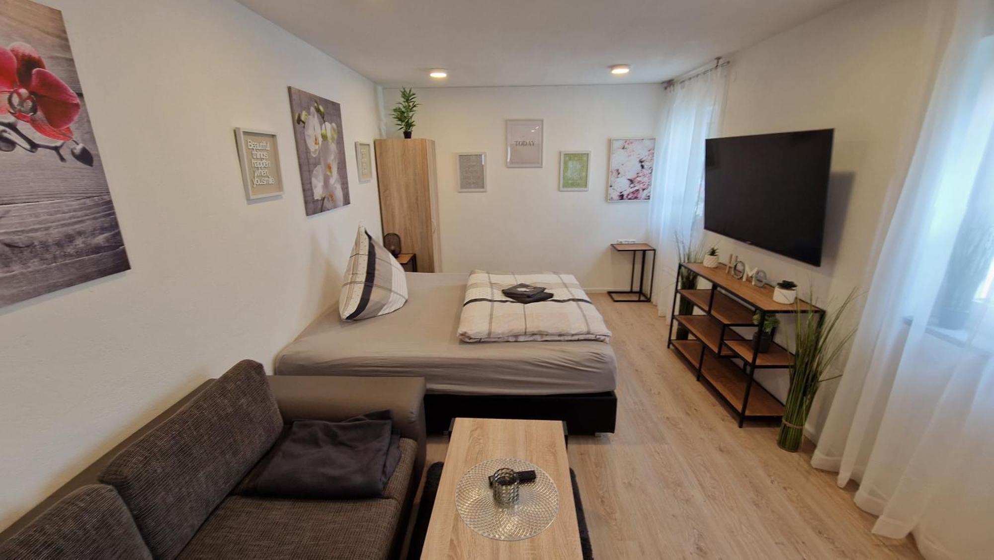 Appartment-Ferienwohnung Mit Kueche, Bad, Kostenlos Wlan, Modern Eingerichtet Roding Room photo